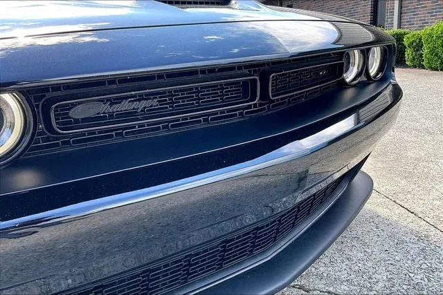 2023 Dodge Challenger GT thumbnail 28