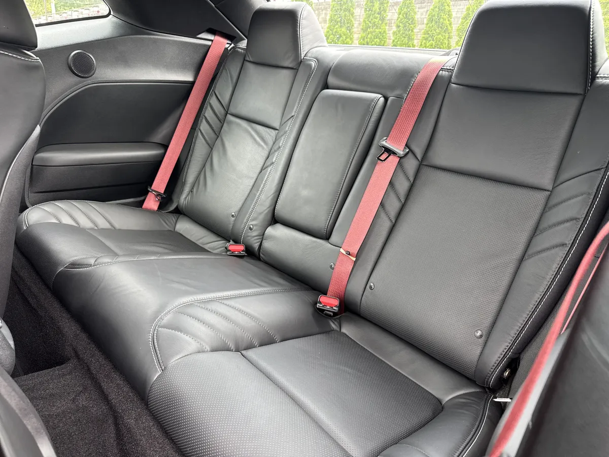 2023 Dodge Challenger SRT Hellcat Jailbreak thumbnail 28