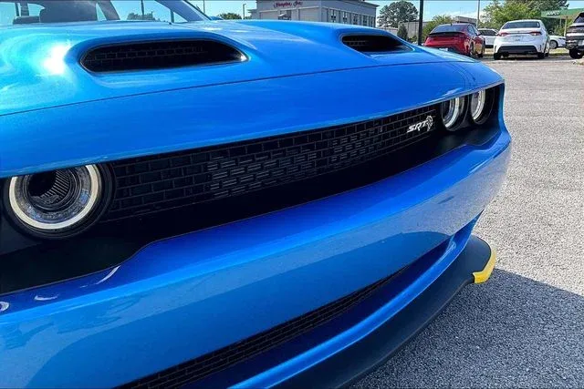 2023 Dodge Challenger SRT Hellcat Jailbreak thumbnail 31