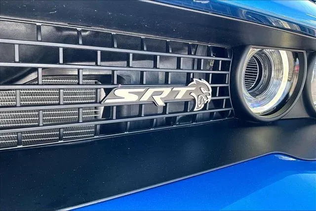 2023 Dodge Challenger SRT Hellcat Jailbreak thumbnail 35