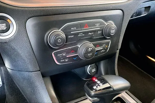 2023 Dodge Charger GT thumbnail 23