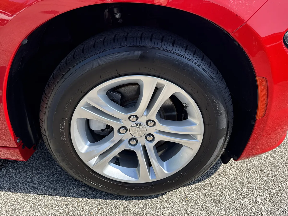 2023 Dodge Charger SXT thumbnail 12