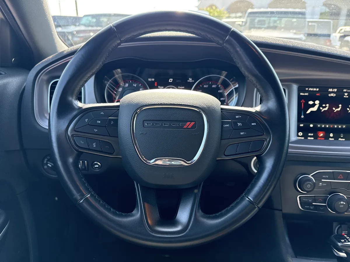 2023 Dodge Charger SXT thumbnail 23