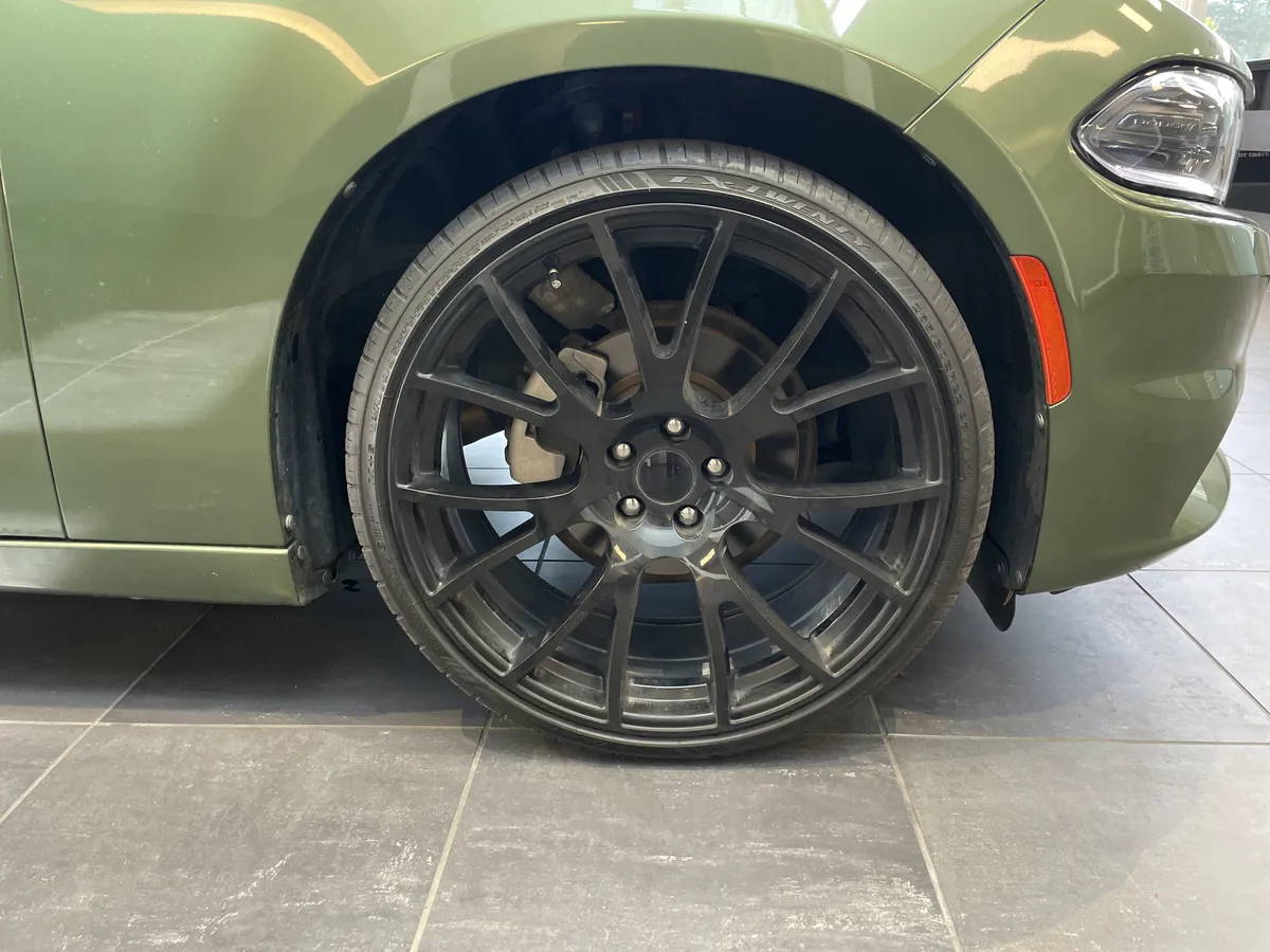2023 Dodge Charger SXT thumbnail 13