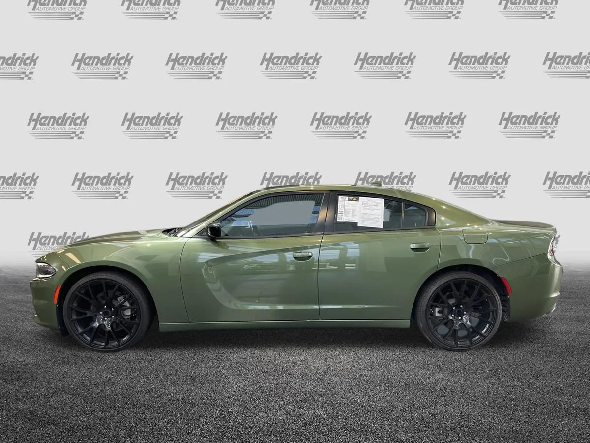 2023 Dodge Charger SXT thumbnail 6