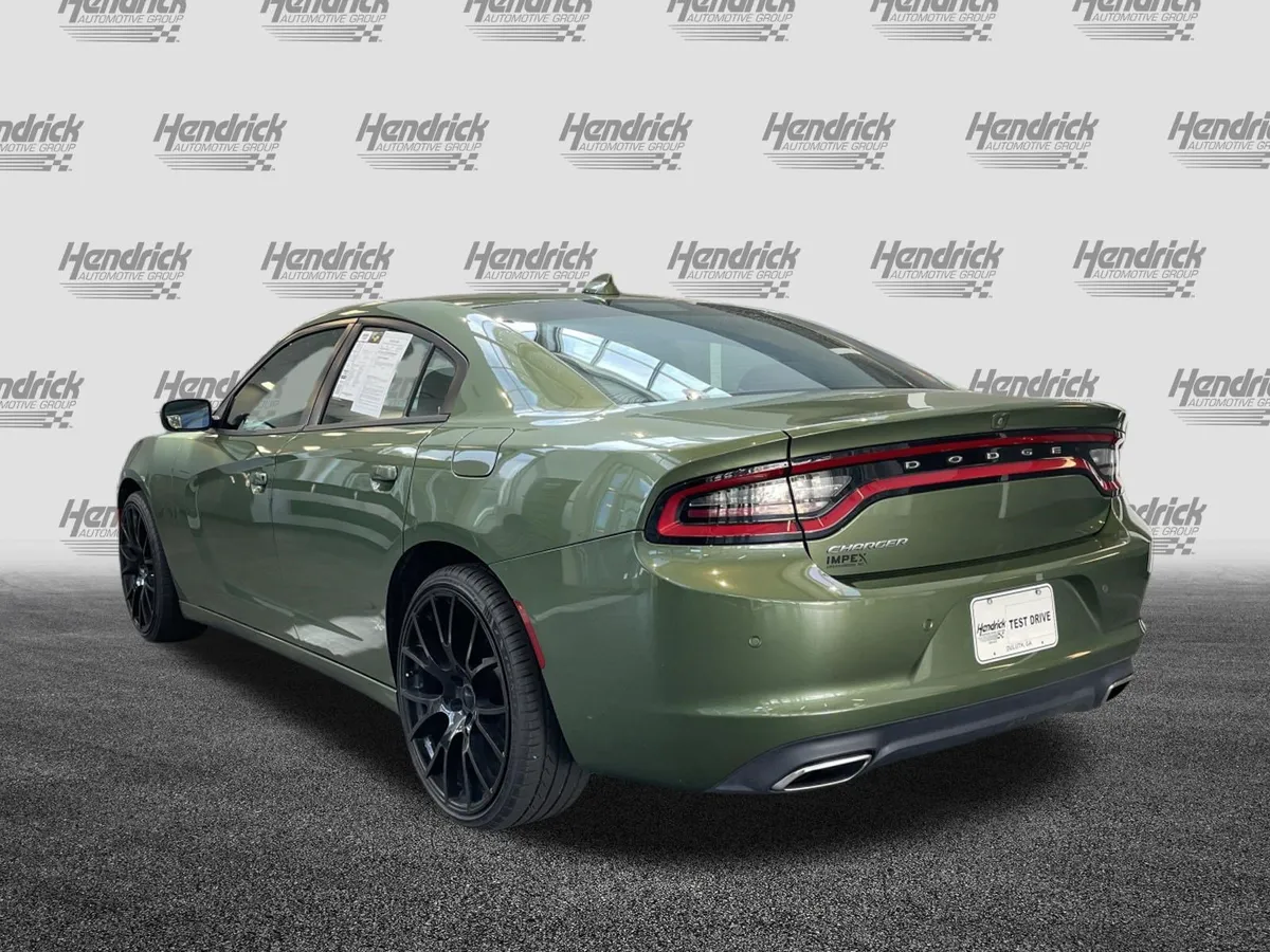 2023 Dodge Charger SXT thumbnail 7