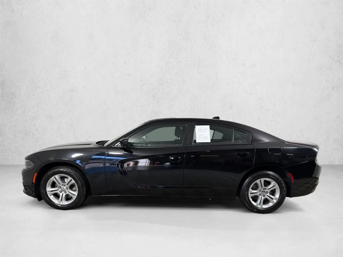 2023 Dodge Charger SXT thumbnail 6