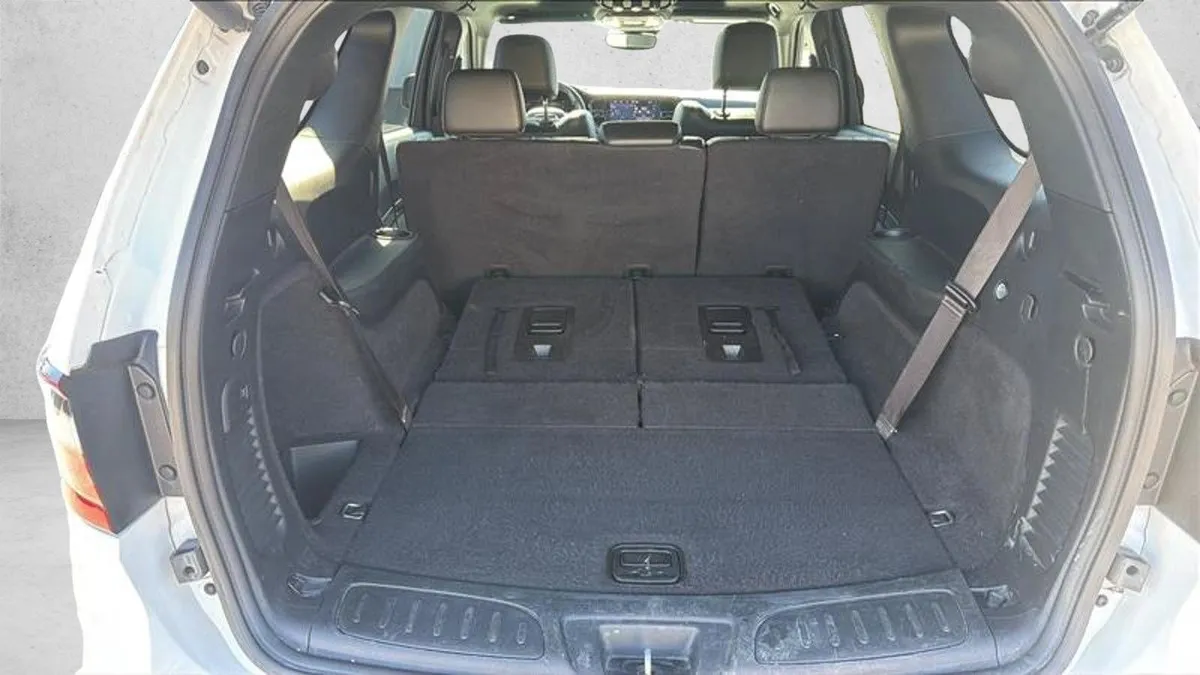 2023 Dodge Durango R/T Plus thumbnail 16