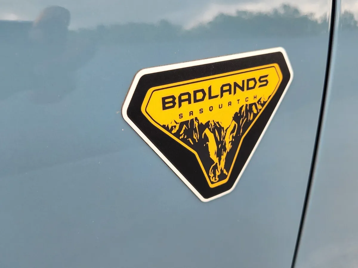2023 Ford Bronco Badlands thumbnail 10