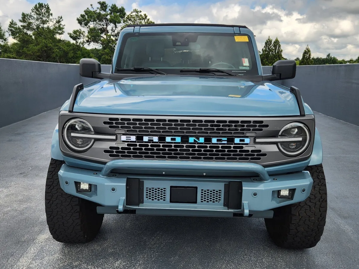 2023 Ford Bronco Badlands thumbnail 9