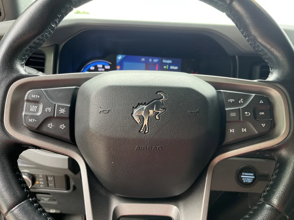 2023 Ford Bronco Big Bend thumbnail 12