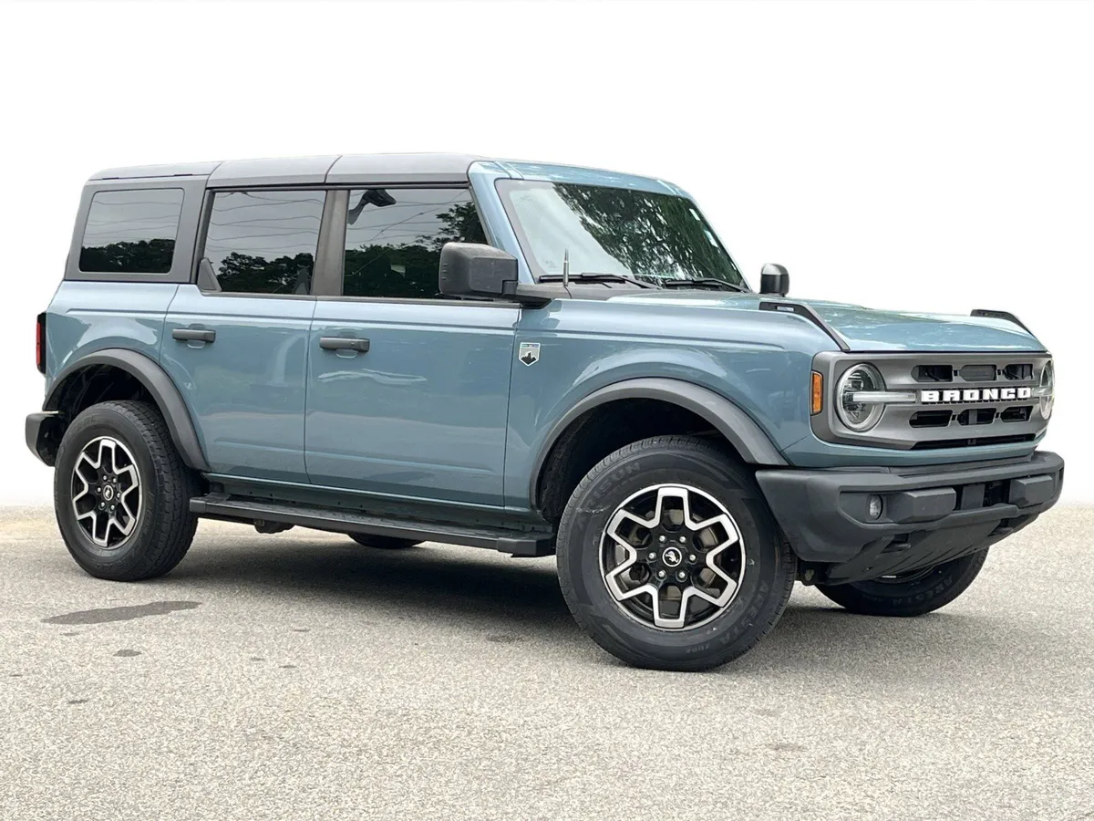 2023 Ford Bronco Big Bend thumbnail 2