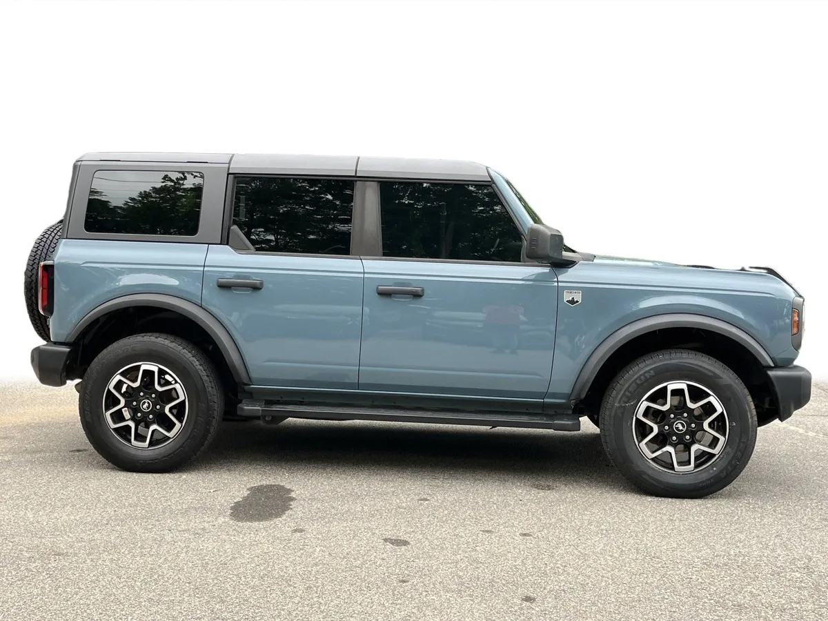 2023 Ford Bronco Big Bend thumbnail 29