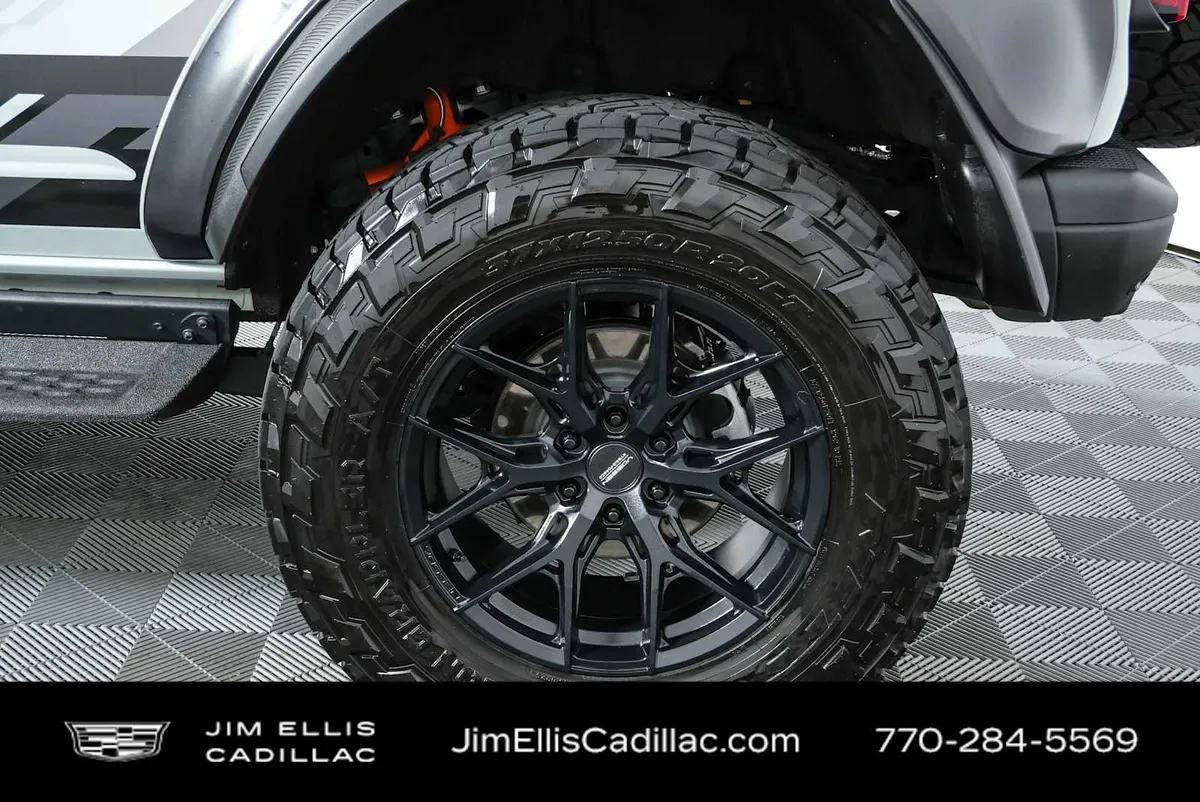 2023 Ford Bronco Raptor thumbnail 37