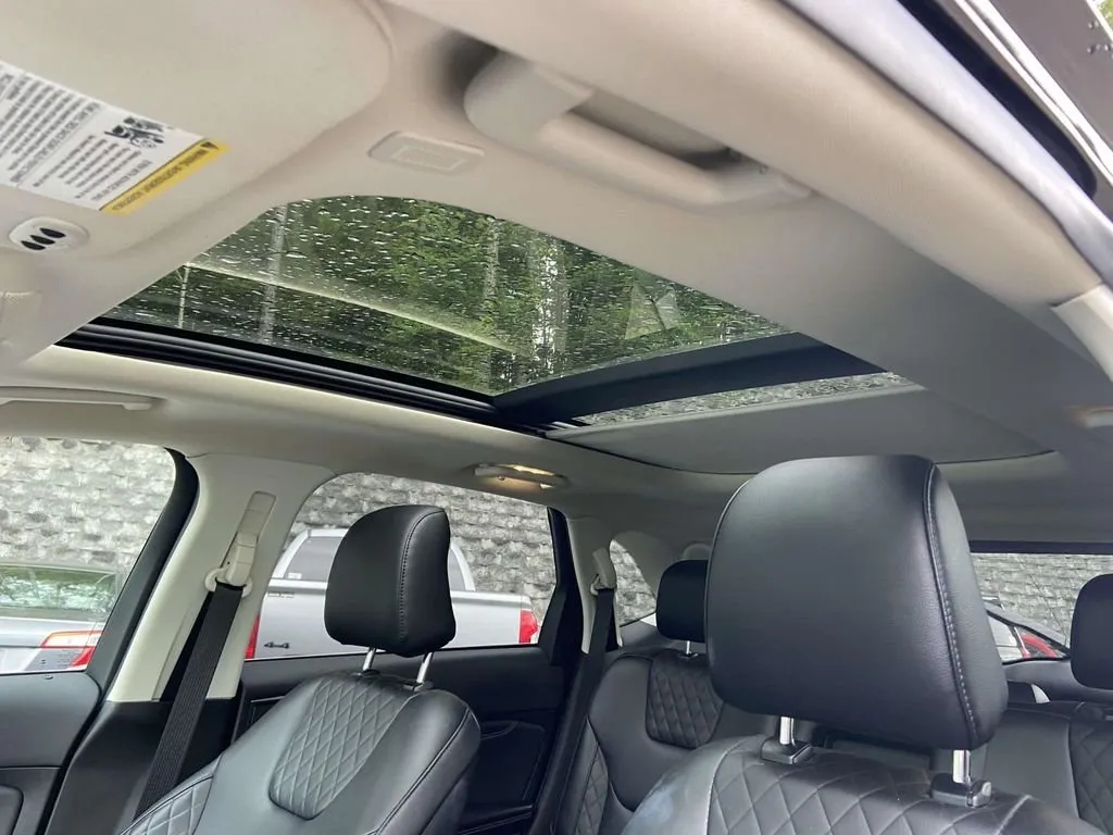 2023 Ford Edge Titanium thumbnail 17