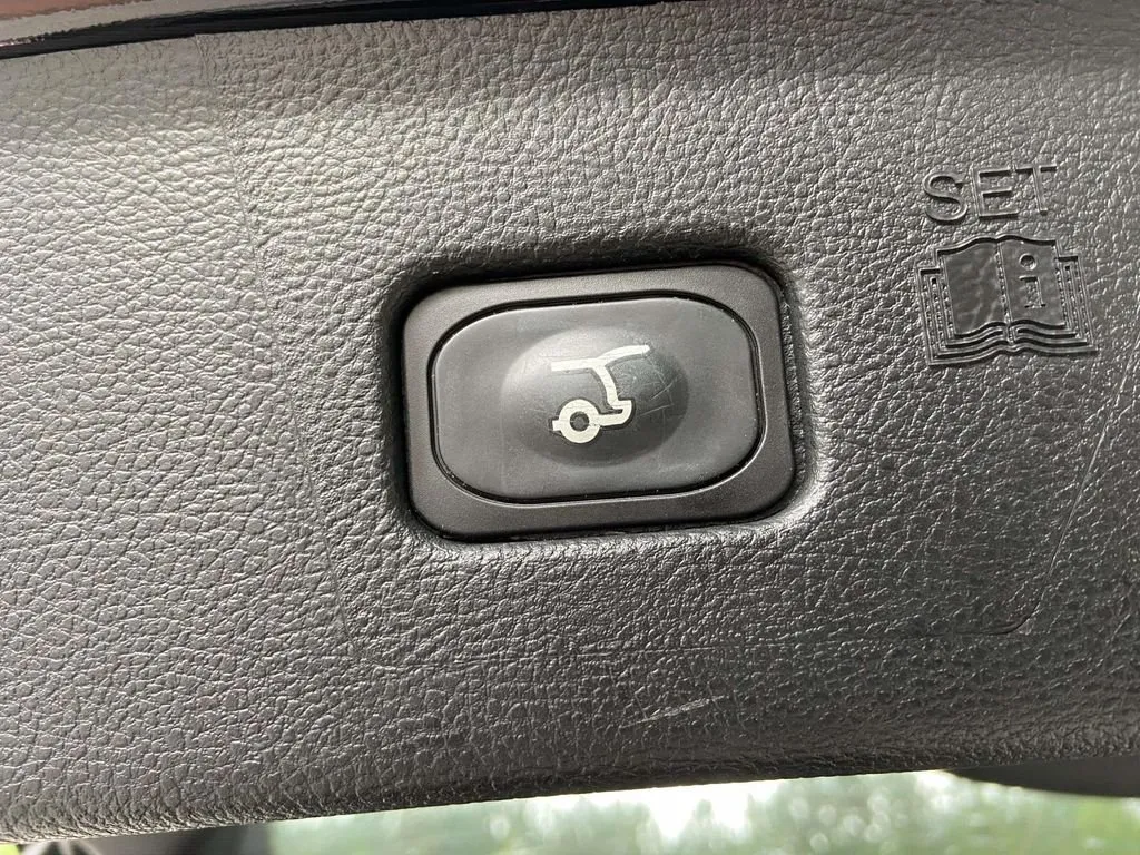 2023 Ford Edge Titanium thumbnail 21
