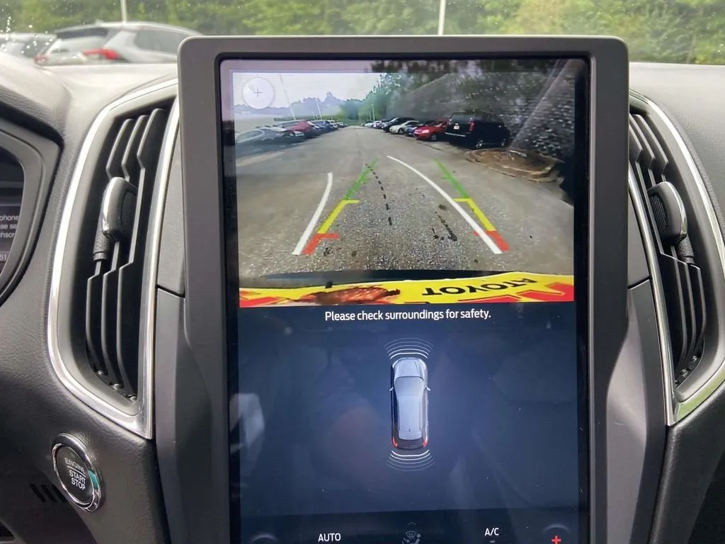 2023 Ford Edge Titanium thumbnail 29