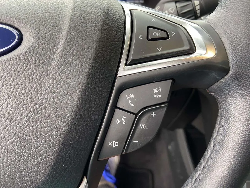 2023 Ford Edge Titanium thumbnail 32