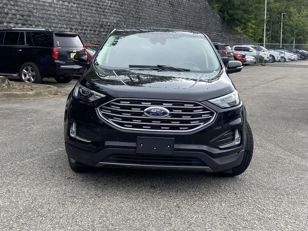 2023 Ford Edge Titanium thumbnail 5