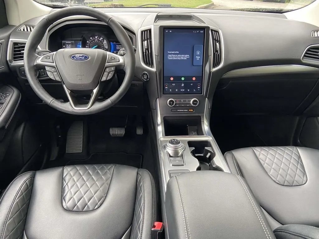 2023 Ford Edge Titanium thumbnail 9
