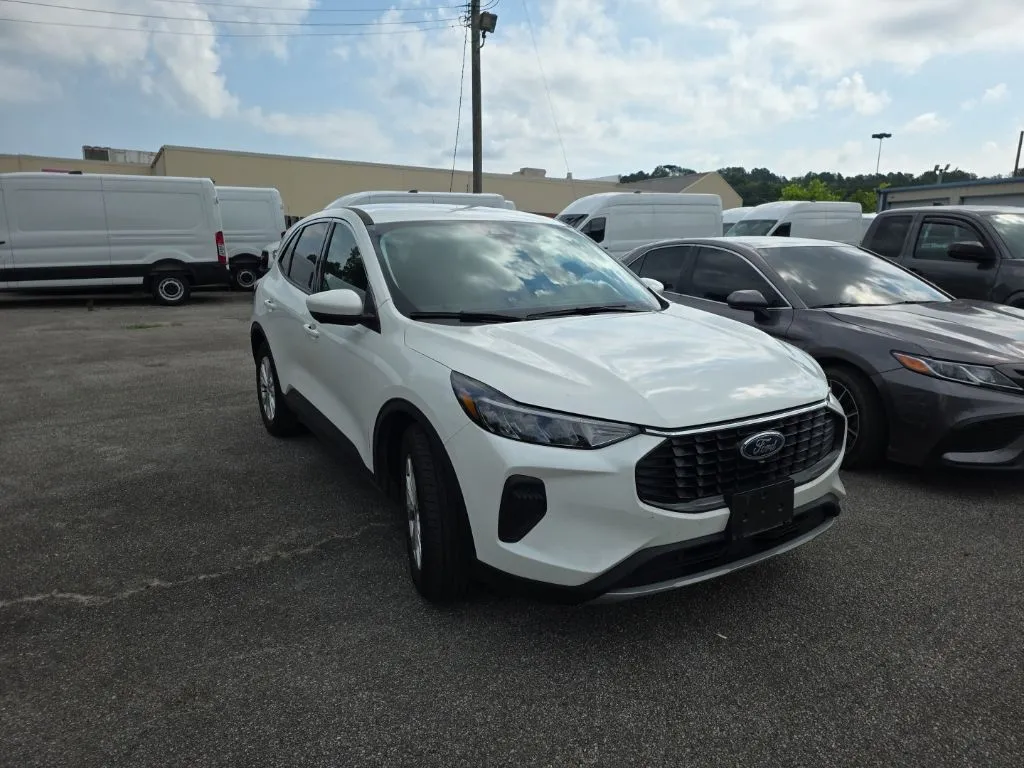 2023 Ford Escape Active thumbnail 3