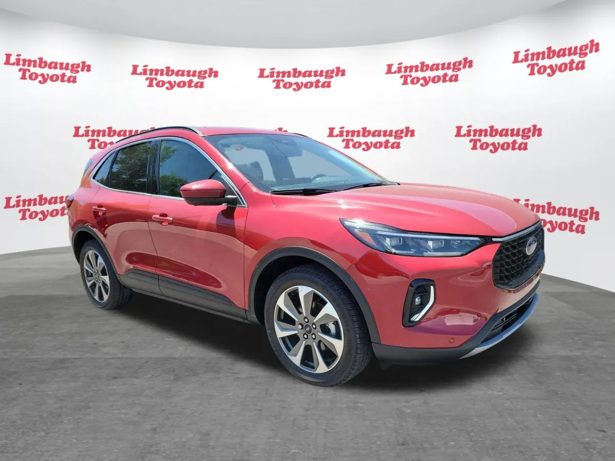 2023 Ford Escape Platinum thumbnail 20