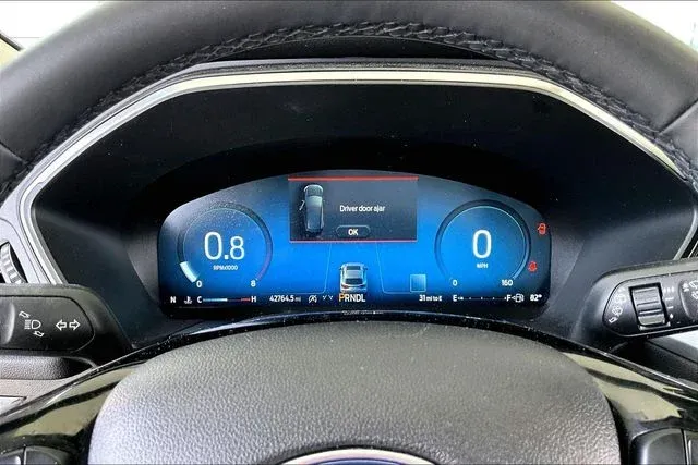 2023 Ford Escape Platinum thumbnail 12