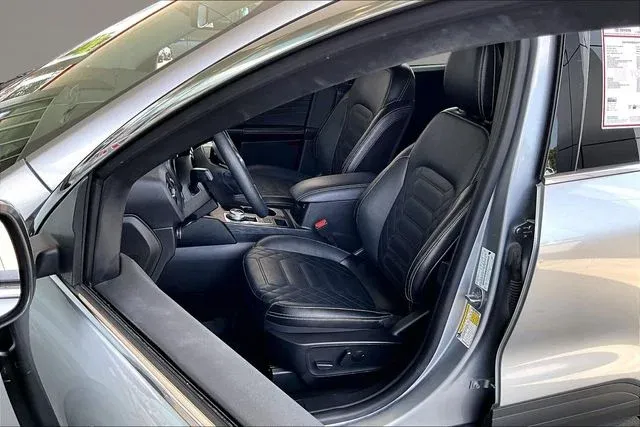 2023 Ford Escape Platinum thumbnail 18