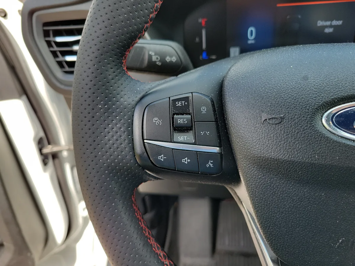 2023 Ford Escape ST-Line thumbnail 20