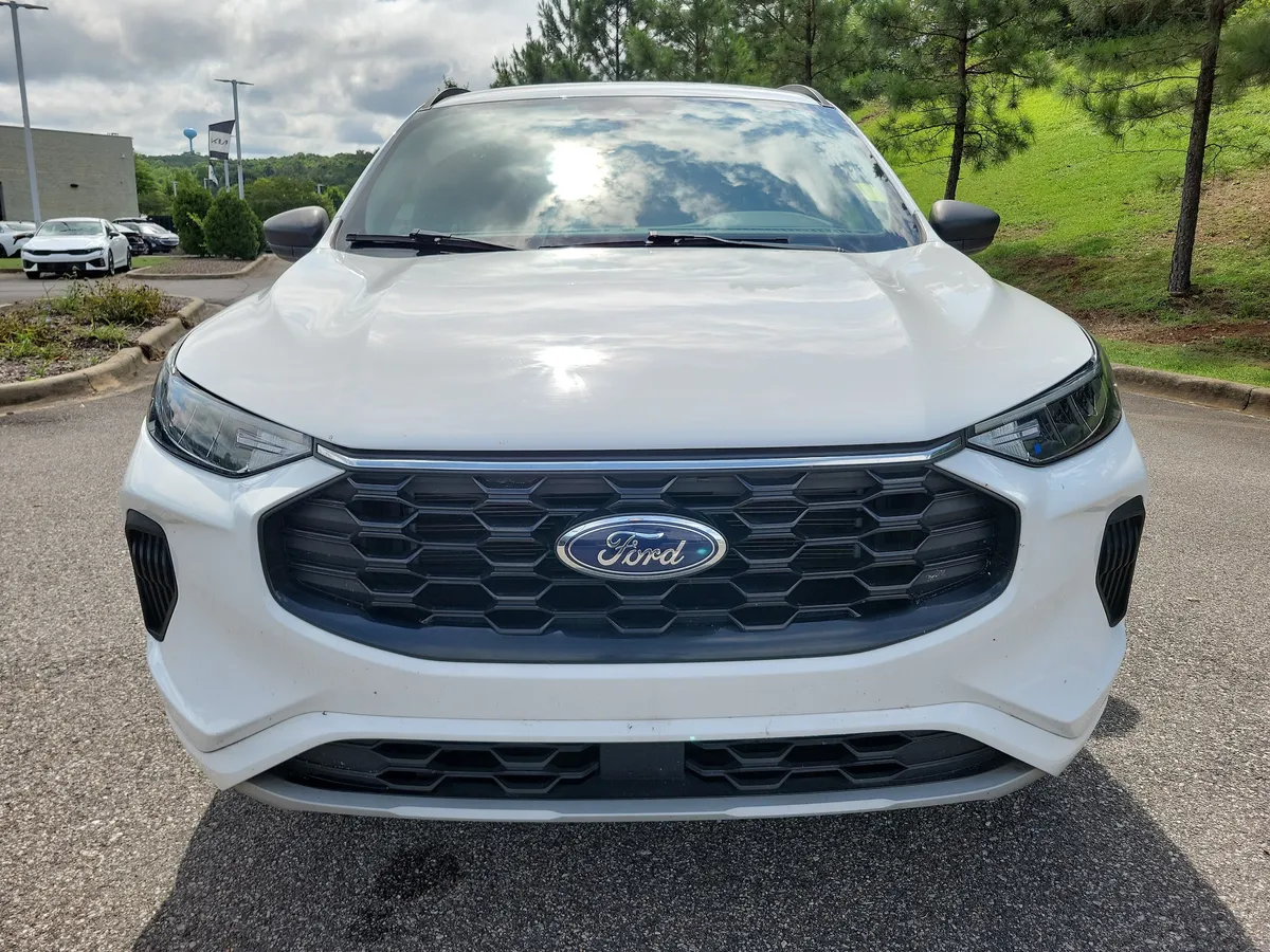 2023 Ford Escape ST-Line thumbnail 8