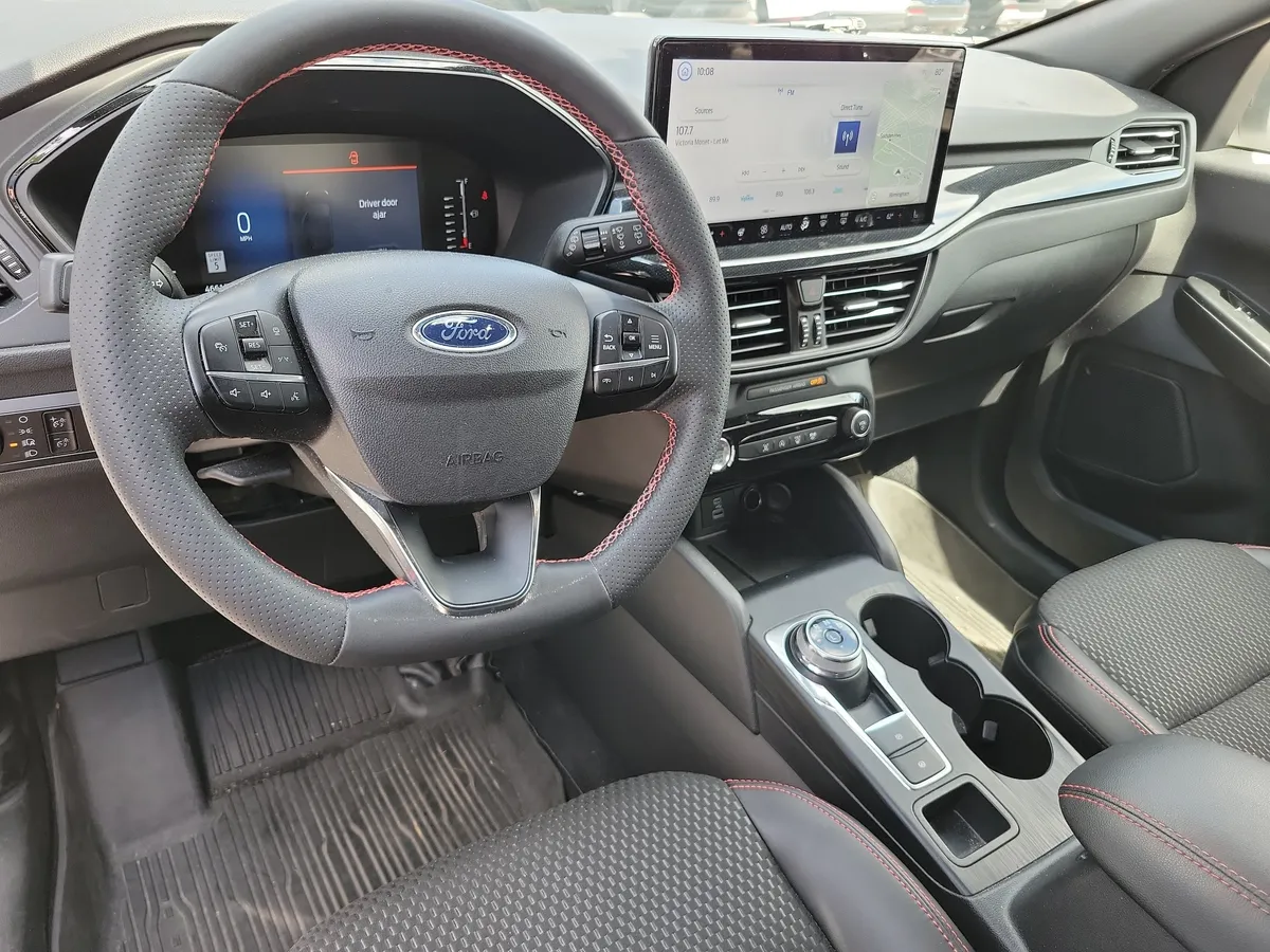 2023 Ford Escape ST-Line thumbnail 9