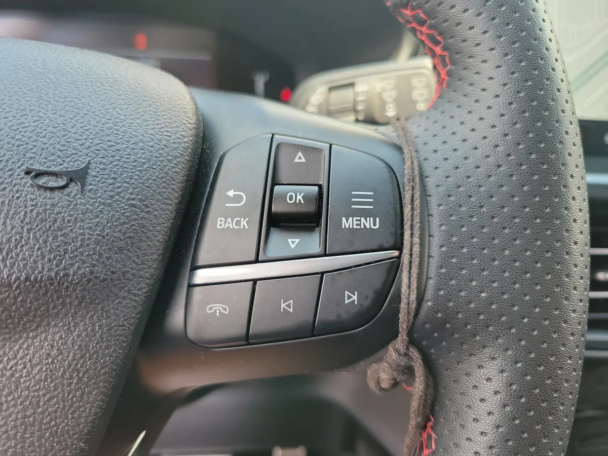 2023 Ford Escape ST-Line thumbnail 17