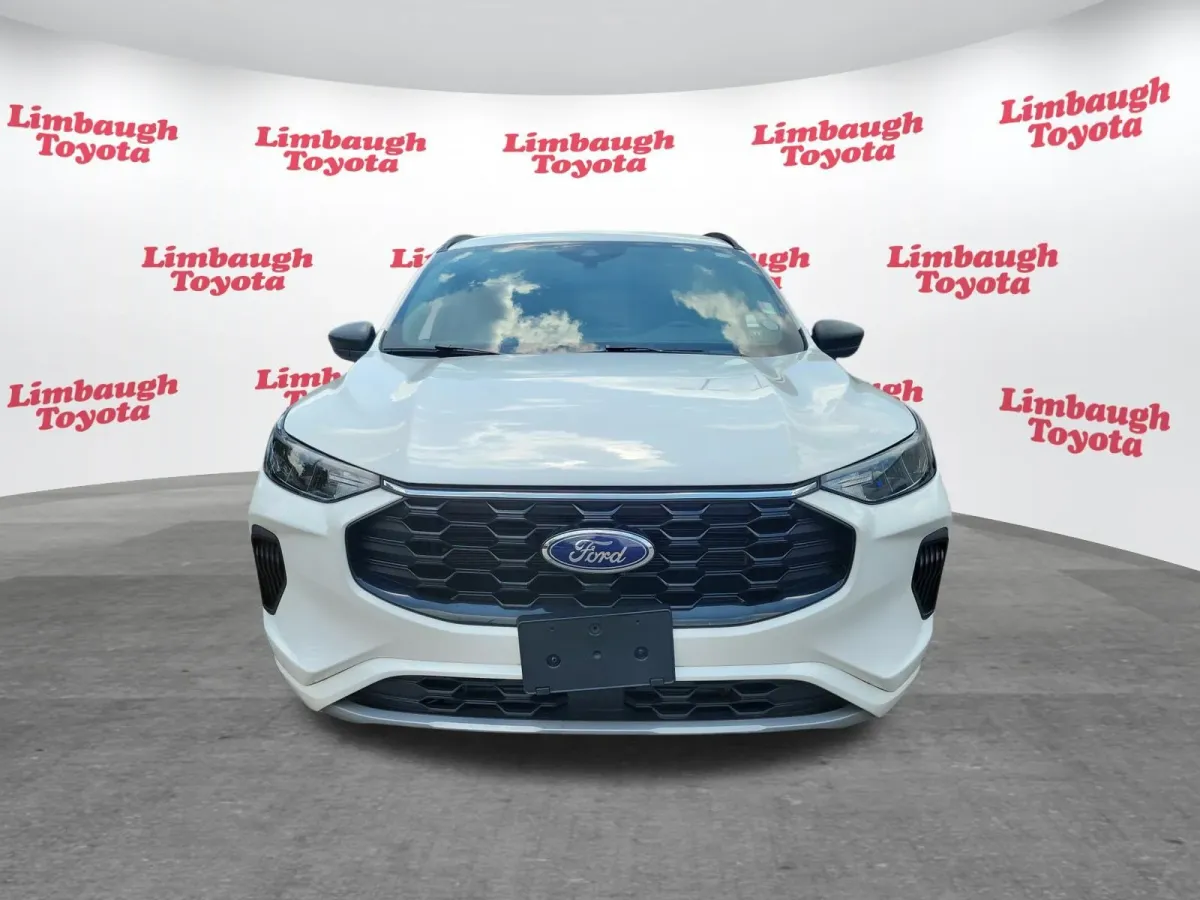 2023 Ford Escape ST-Line thumbnail 20
