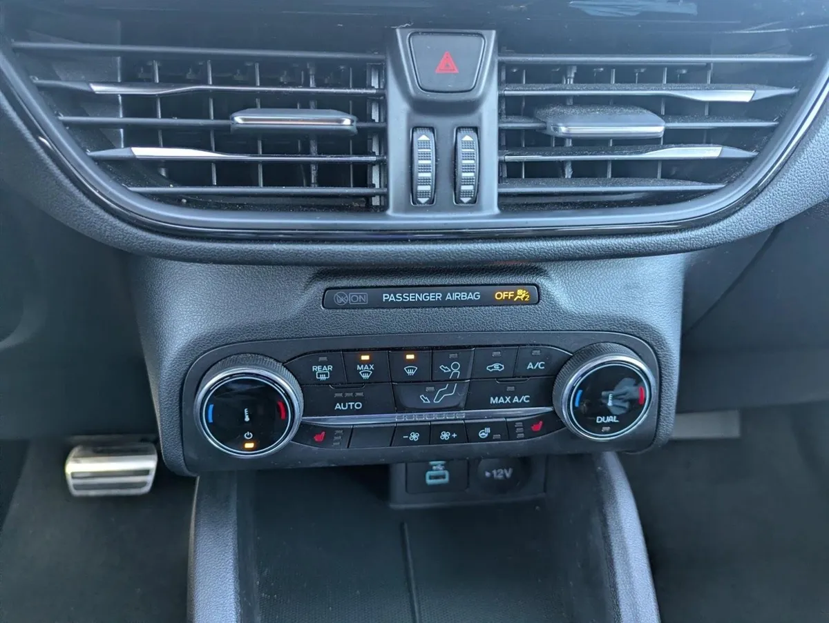 2023 Ford Escape ST-Line thumbnail 18