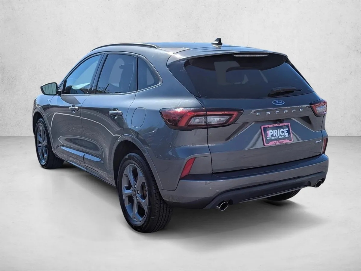 2023 Ford Escape ST-Line thumbnail 7