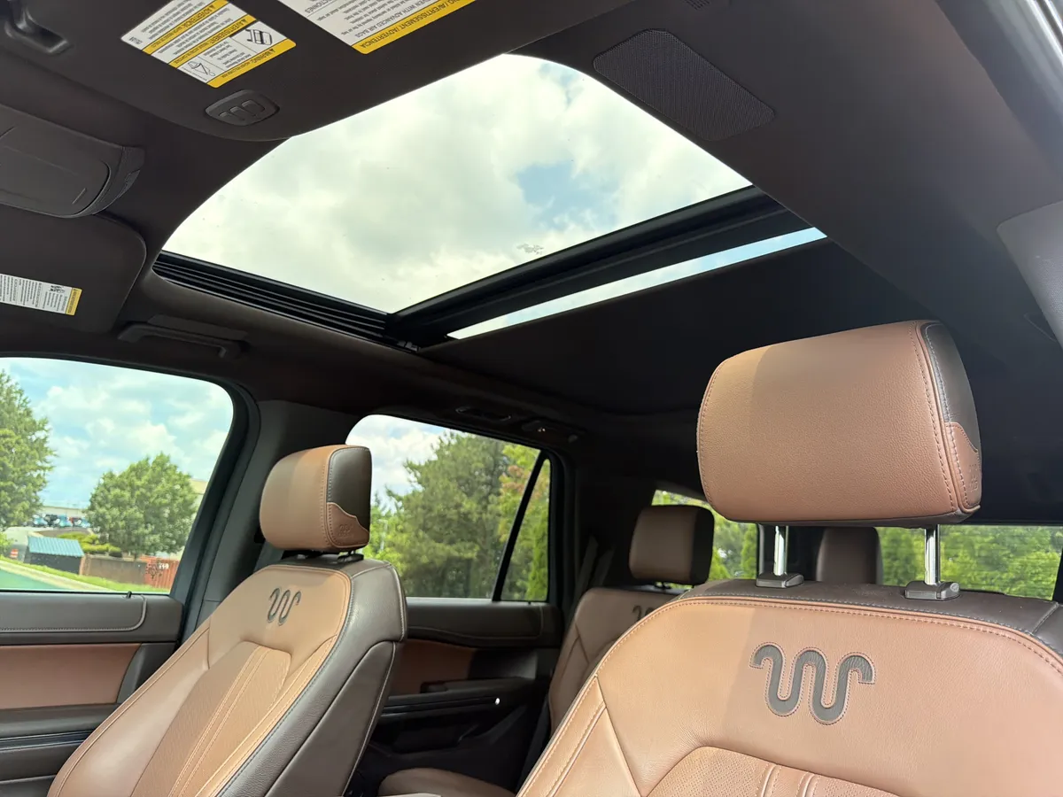 2023 Ford Expedition King Ranch thumbnail 7