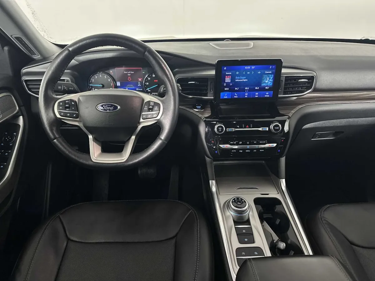 2023 Ford Explorer Limited thumbnail 28