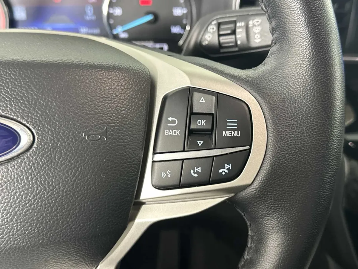 2023 Ford Explorer Limited thumbnail 31