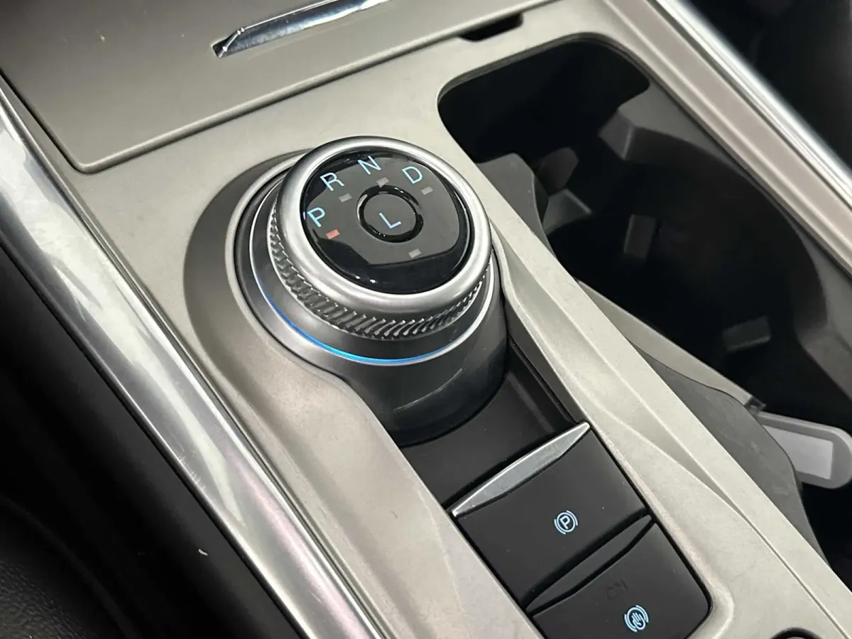 2023 Ford Explorer Limited thumbnail 37