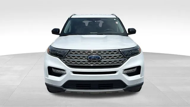 2023 Ford Explorer Limited thumbnail 10