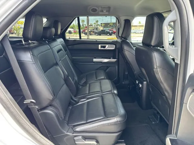 2023 Ford Explorer Limited thumbnail 19