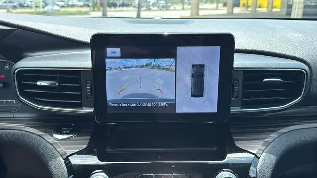 2023 Ford Explorer Limited thumbnail 25