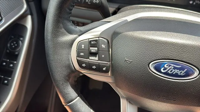 2023 Ford Explorer Limited thumbnail 29