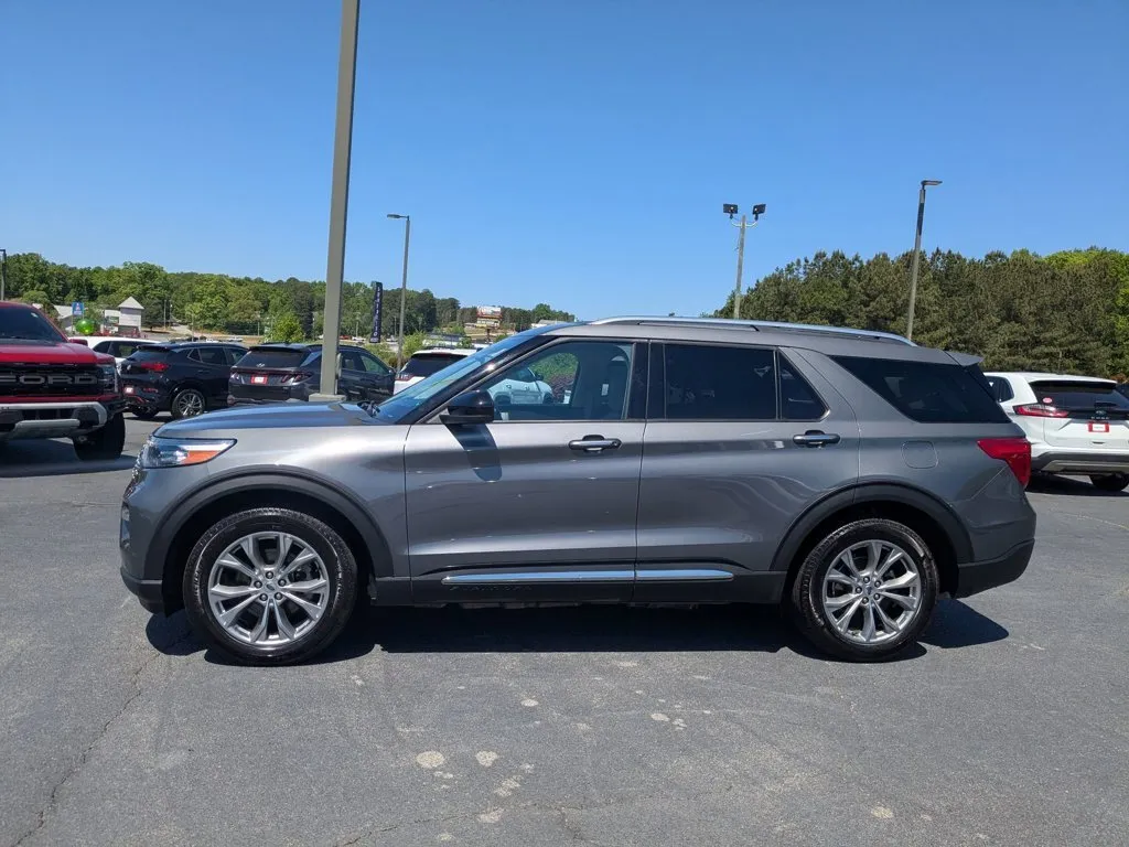 2023 Ford Explorer Limited thumbnail 8