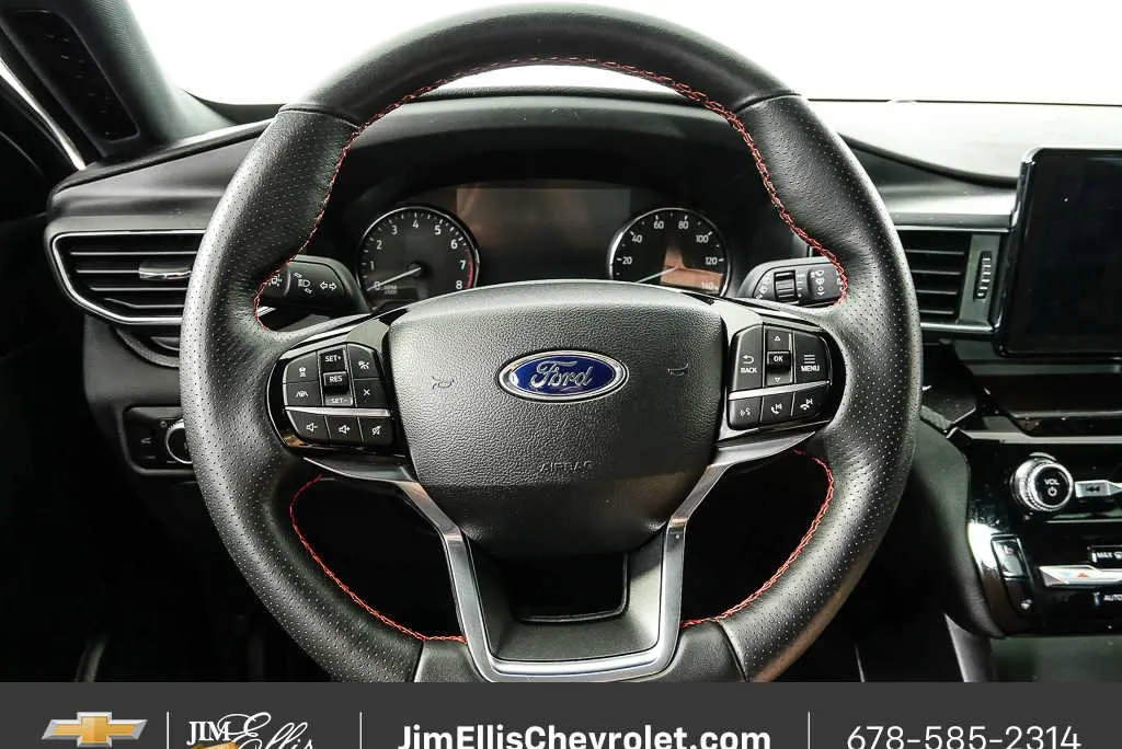 2023 Ford Explorer ST-Line thumbnail 10