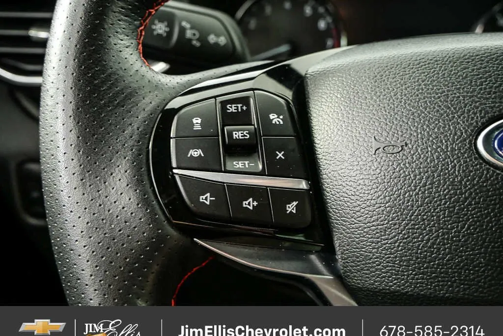 2023 Ford Explorer ST-Line thumbnail 11