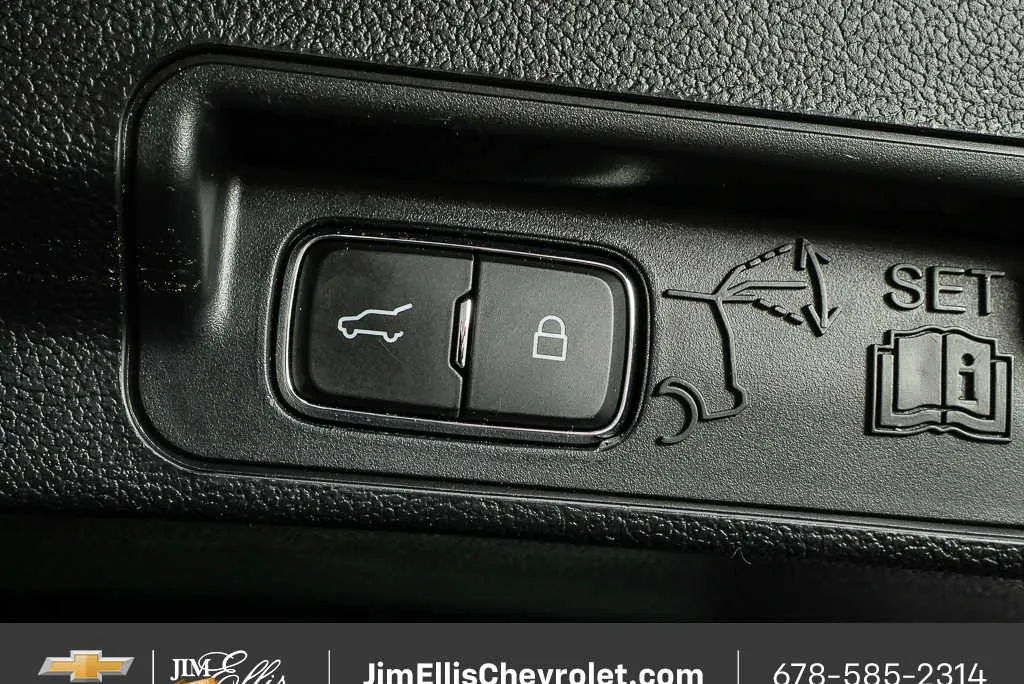 2023 Ford Explorer ST-Line thumbnail 35