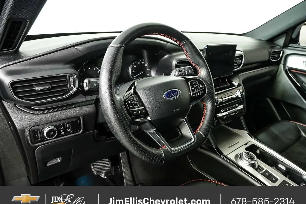 2023 Ford Explorer ST-Line thumbnail 4