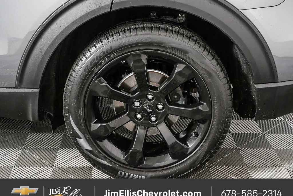 2023 Ford Explorer ST-Line thumbnail 40