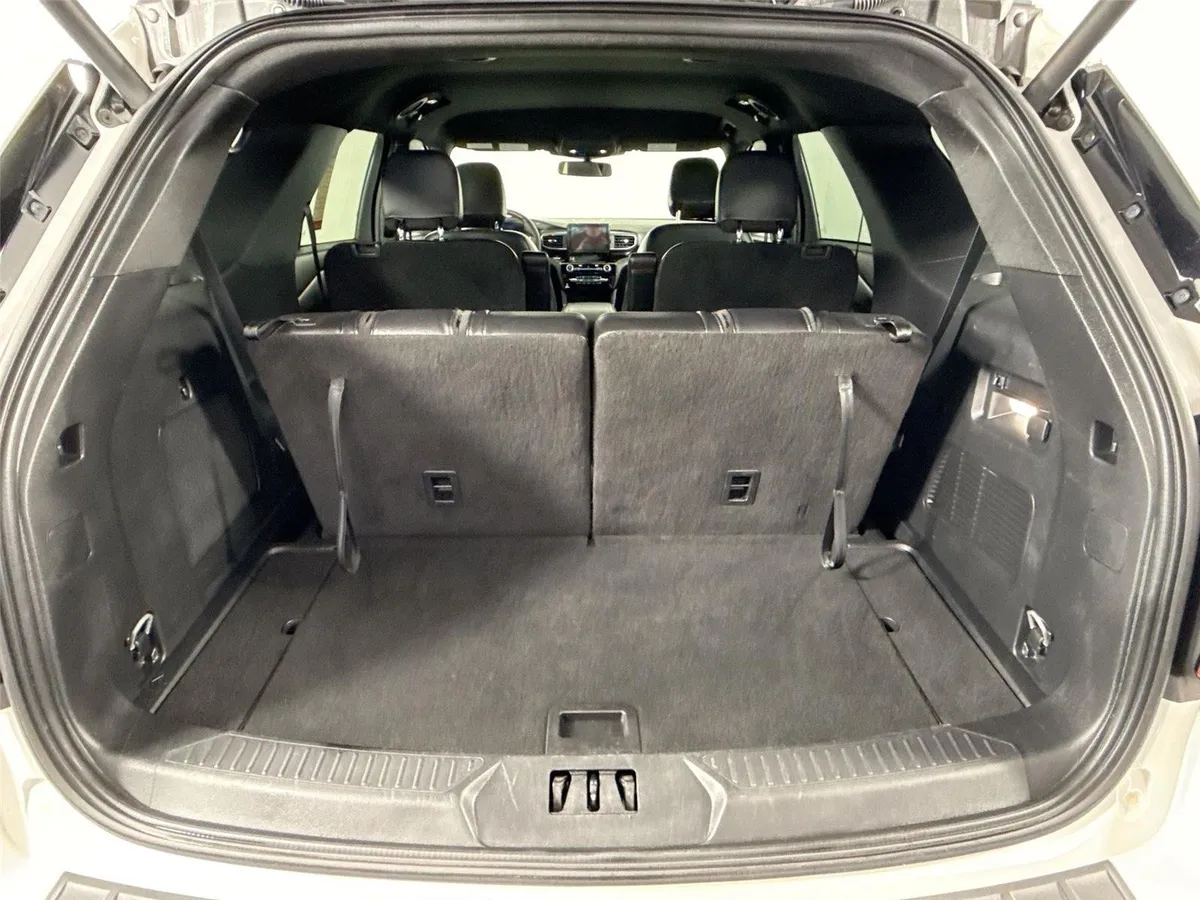 2023 Ford Explorer ST-Line thumbnail 36